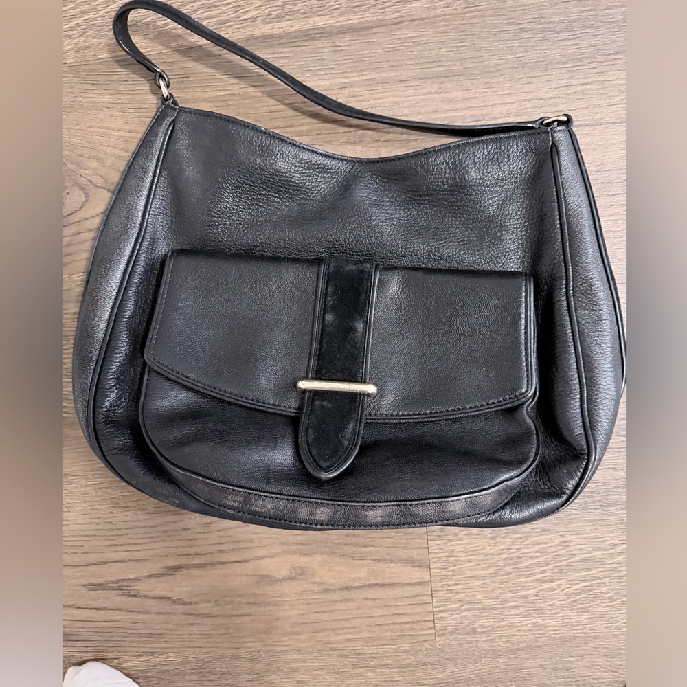 Kate Spade Elegant Black Leather Shoulder Bag
